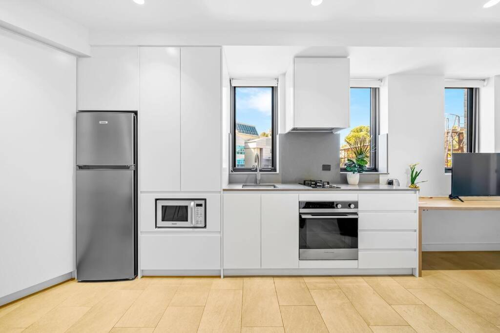 Studio For Long Term Tenants In Strathfield Cbd Sydney Buitenkant foto