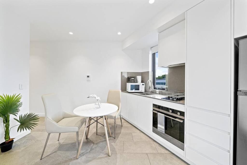 Studio For Long Term Tenants In Strathfield Cbd Sydney Buitenkant foto